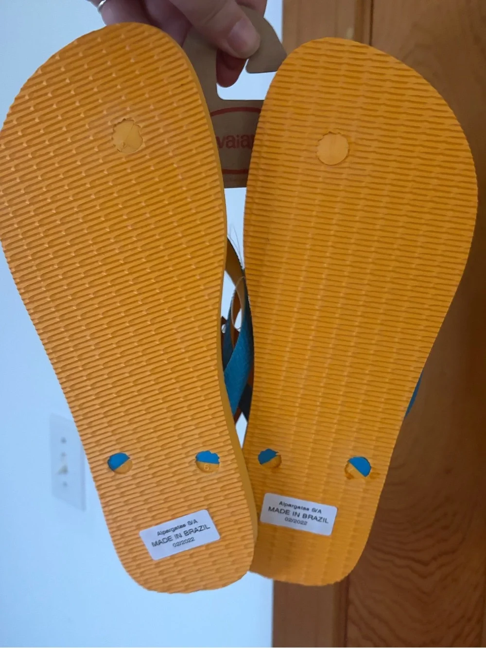 Havaianas men’s Disney goofy slides/flip flops multicolor size 11/12 NWT